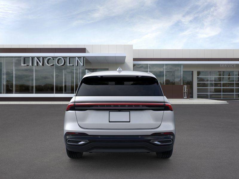 new 2025 Lincoln Nautilus car, priced at $57,617
