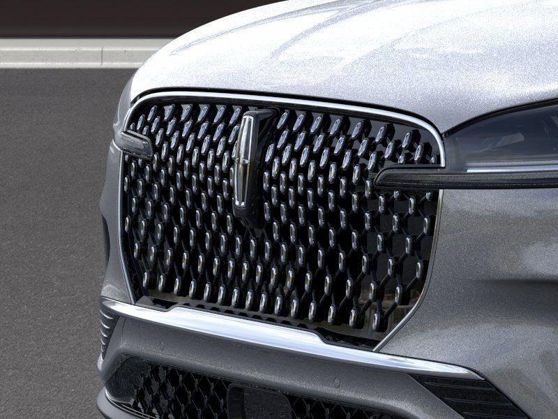 new 2025 Lincoln Aviator car, priced at $61,685