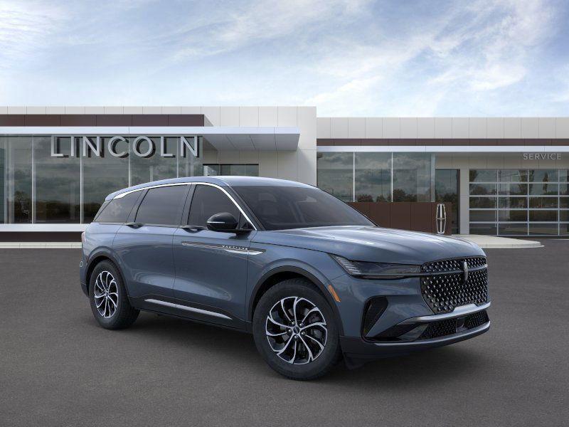 new 2025 Lincoln Nautilus car, priced at $50,174