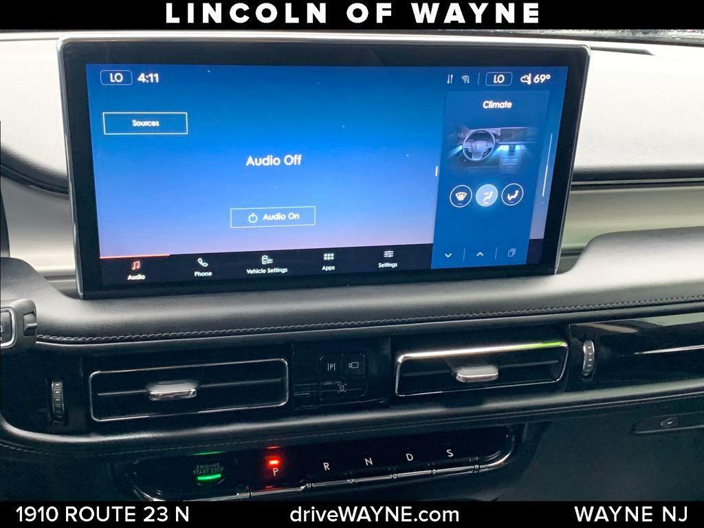 used 2022 Lincoln Nautilus car, priced at $31,994