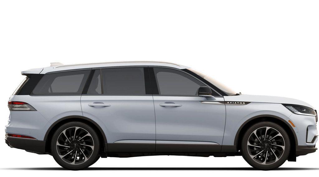 new 2025 Lincoln Aviator car, priced at $77,070