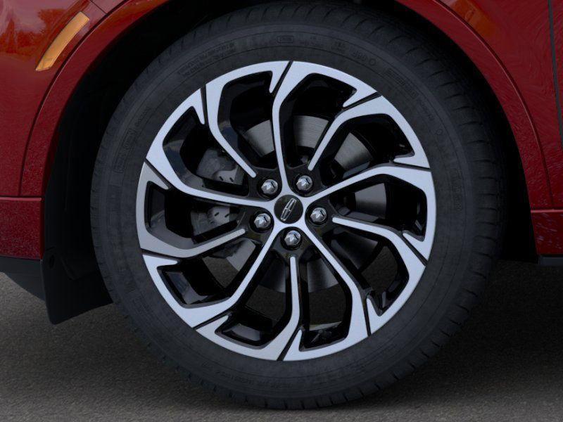 new 2025 Lincoln Nautilus car, priced at $58,204