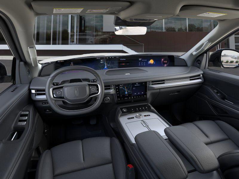 new 2025 Lincoln Navigator car, priced at $103,925