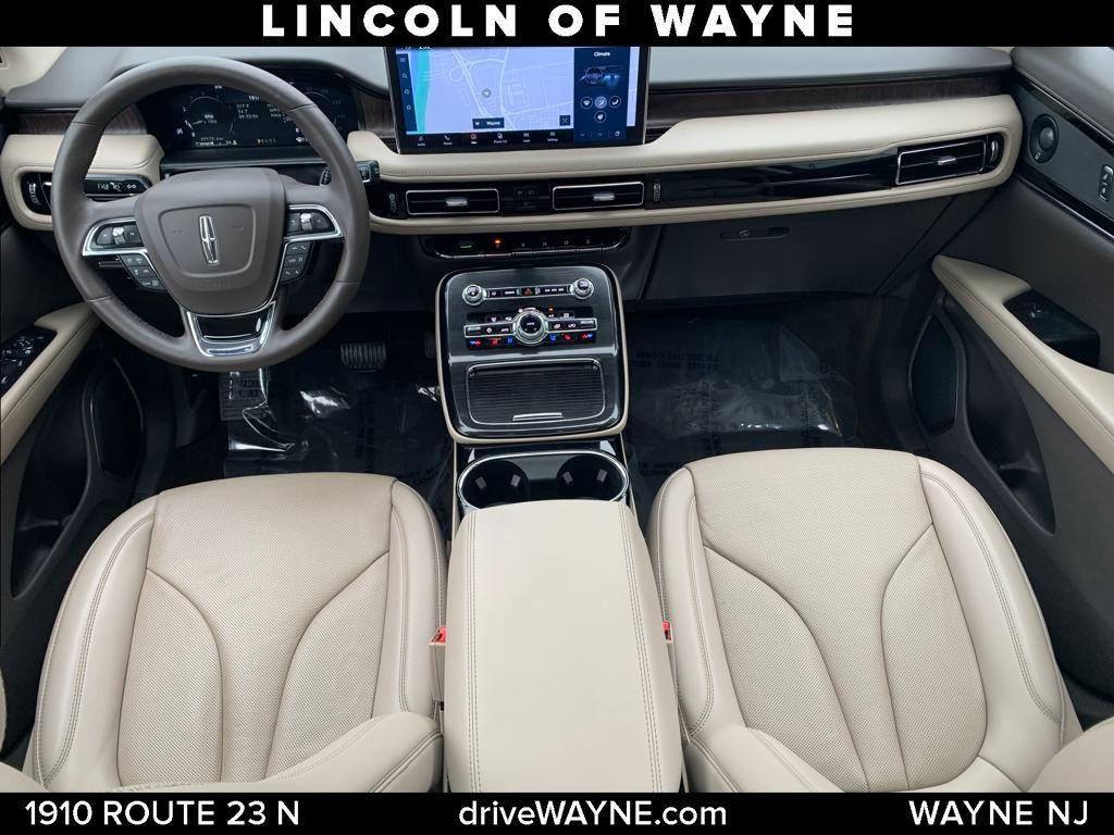 used 2022 Lincoln Nautilus car, priced at $34,946