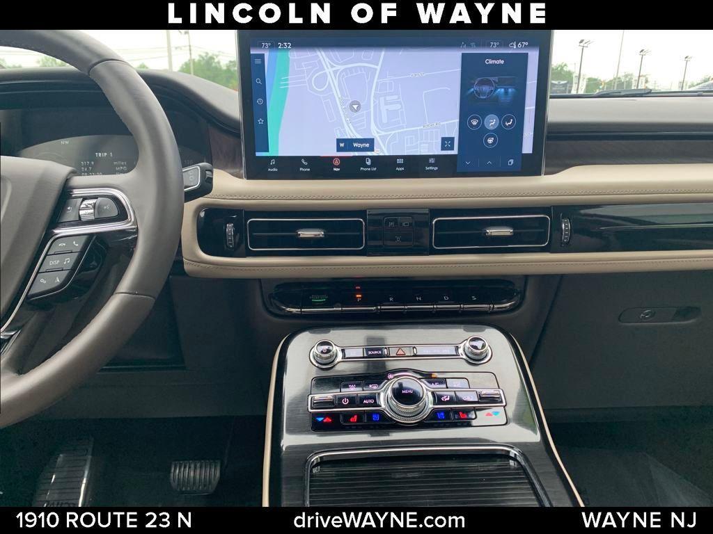 used 2022 Lincoln Nautilus car, priced at $34,946