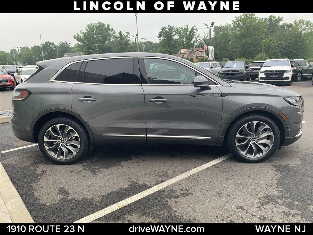 used 2022 Lincoln Nautilus car, priced at $34,946