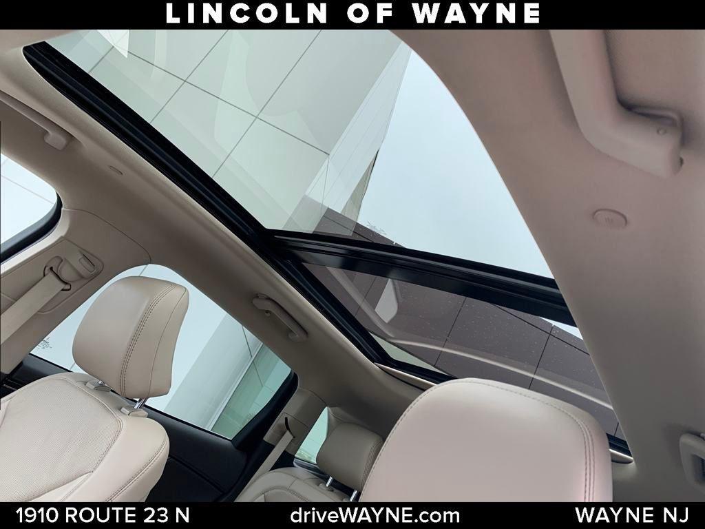 used 2022 Lincoln Nautilus car, priced at $36,446