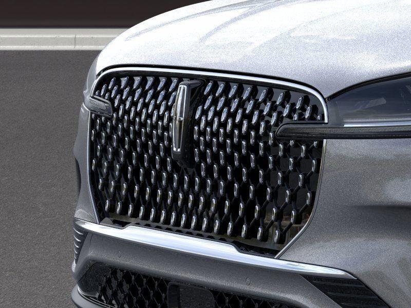 new 2025 Lincoln Aviator car, priced at $60,025