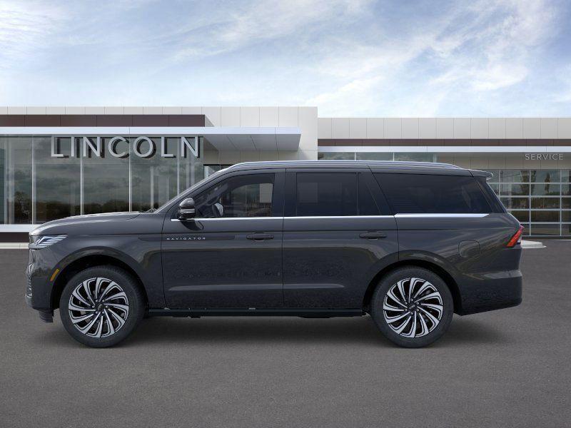 new 2025 Lincoln Navigator car, priced at $119,855
