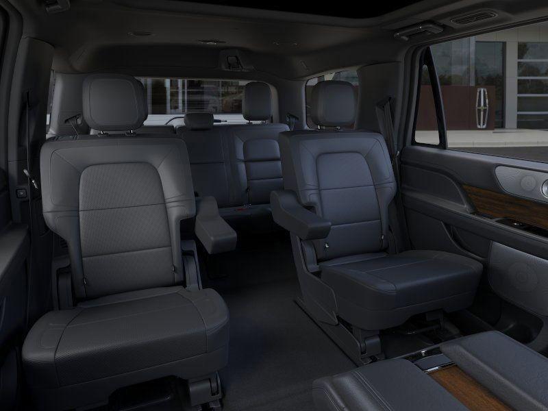 new 2024 Lincoln Navigator car, priced at $101,195