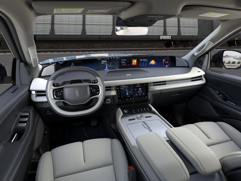 new 2025 Lincoln Navigator car, priced at $103,925