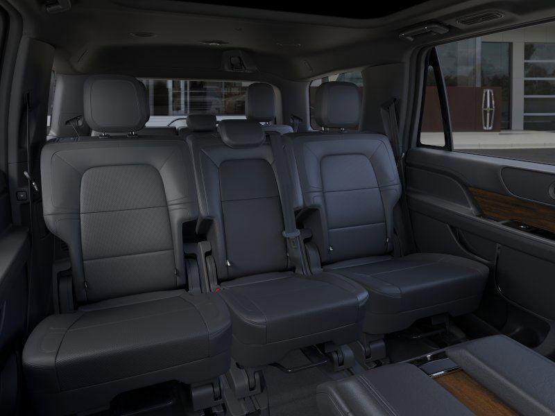 new 2024 Lincoln Navigator car, priced at $91,885