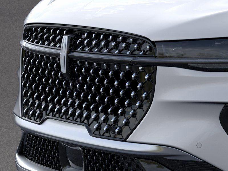 new 2025 Lincoln Nautilus car, priced at $63,100