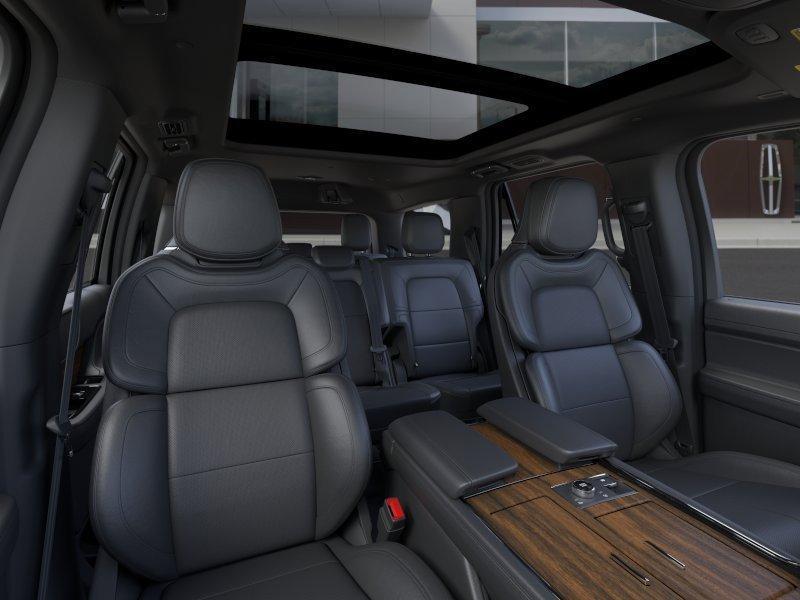 new 2024 Lincoln Navigator car, priced at $96,215