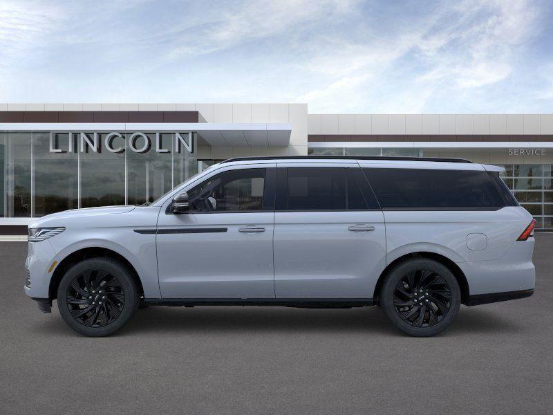 new 2025 Lincoln Navigator L car, priced at $110,425