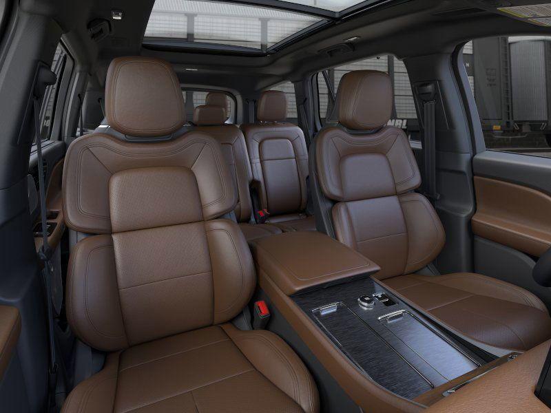 new 2025 Lincoln Aviator car, priced at $80,450