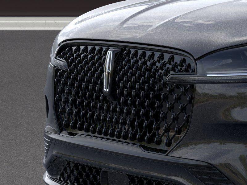 new 2025 Lincoln Aviator car, priced at $62,125