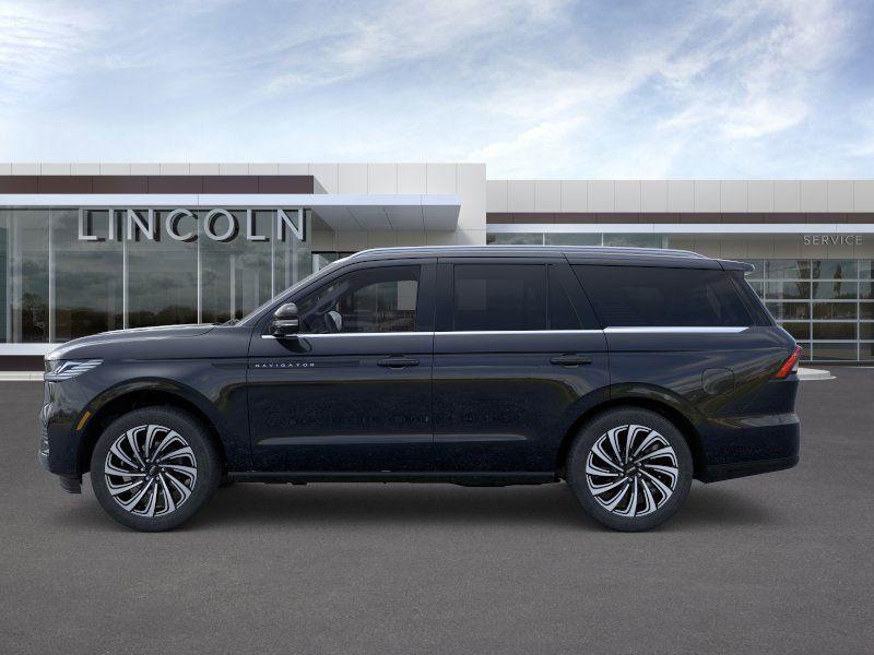 new 2025 Lincoln Navigator car, priced at $119,835