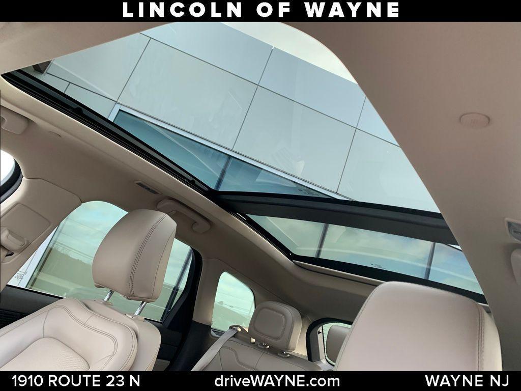 used 2022 Lincoln Corsair car, priced at $27,989