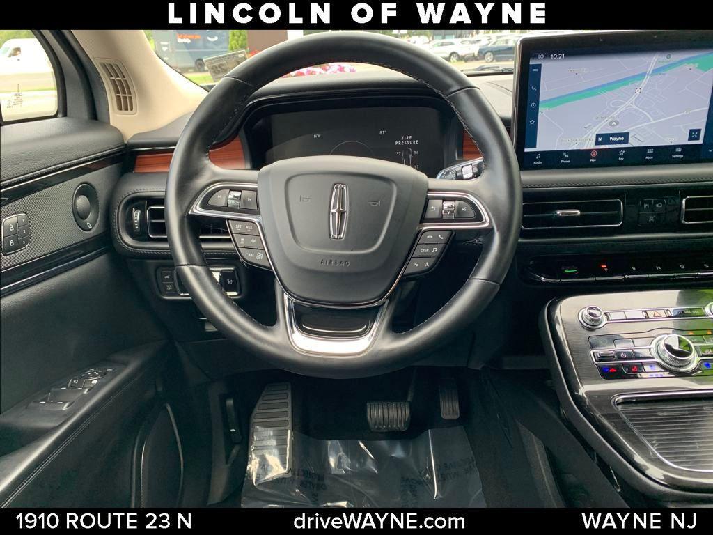 used 2022 Lincoln Nautilus car, priced at $32,994
