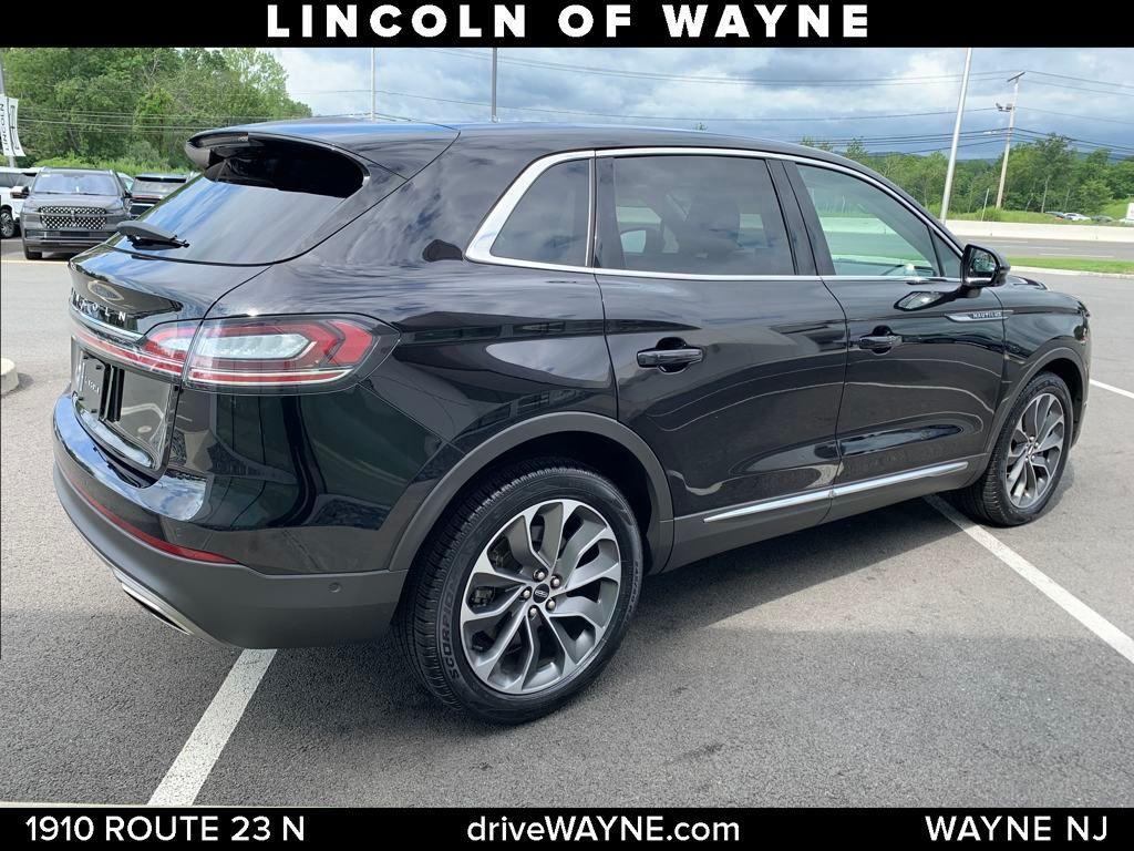 used 2022 Lincoln Nautilus car, priced at $32,994