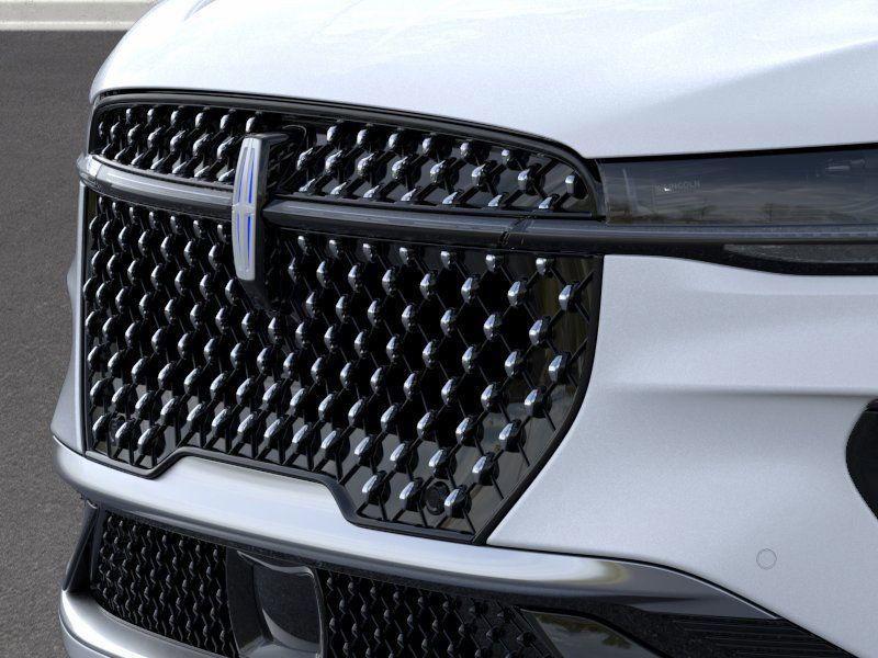 new 2025 Lincoln Nautilus car, priced at $59,884