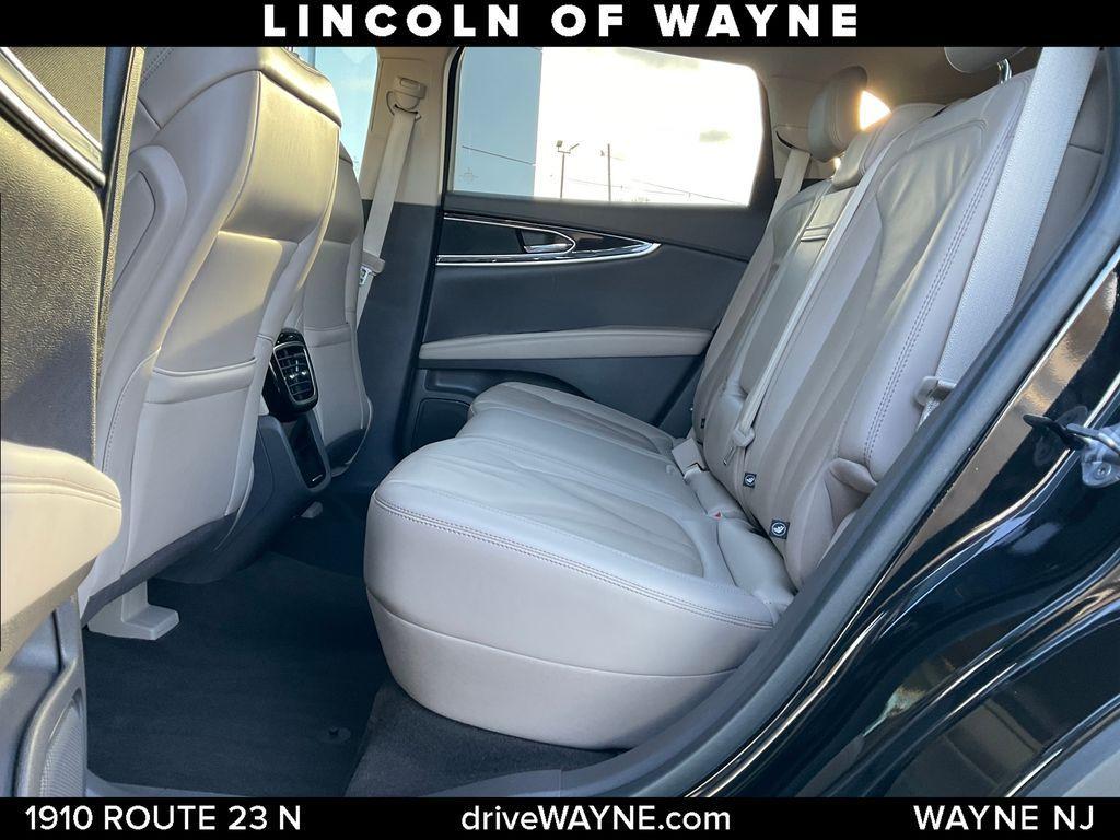 used 2021 Lincoln Nautilus car, priced at $25,994