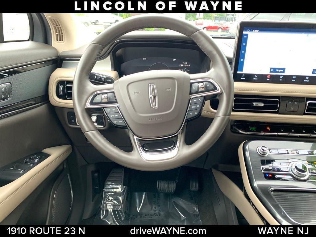 used 2021 Lincoln Nautilus car, priced at $28,335