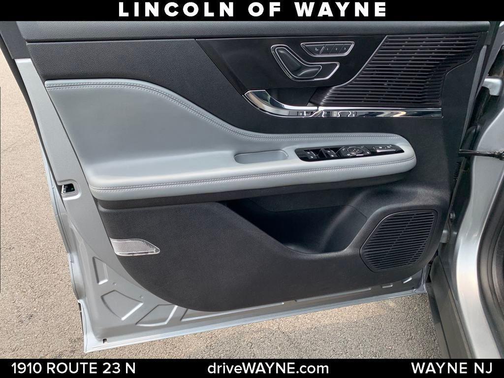 used 2022 Lincoln Corsair car, priced at $28,899