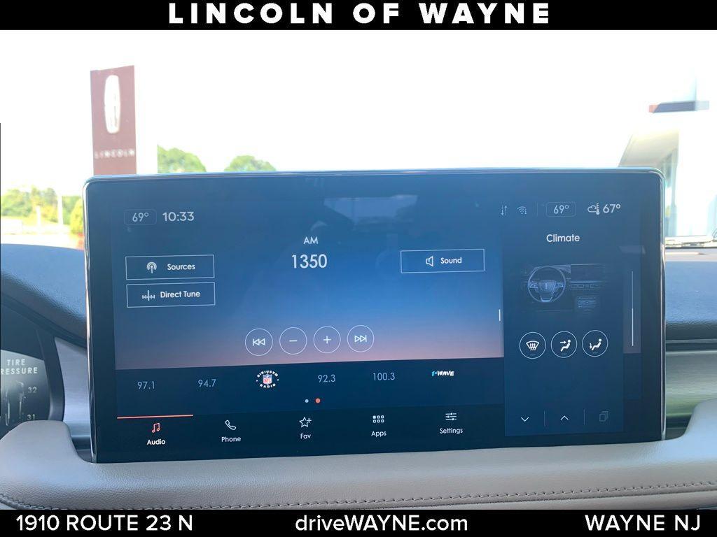 used 2022 Lincoln Nautilus car, priced at $31,587