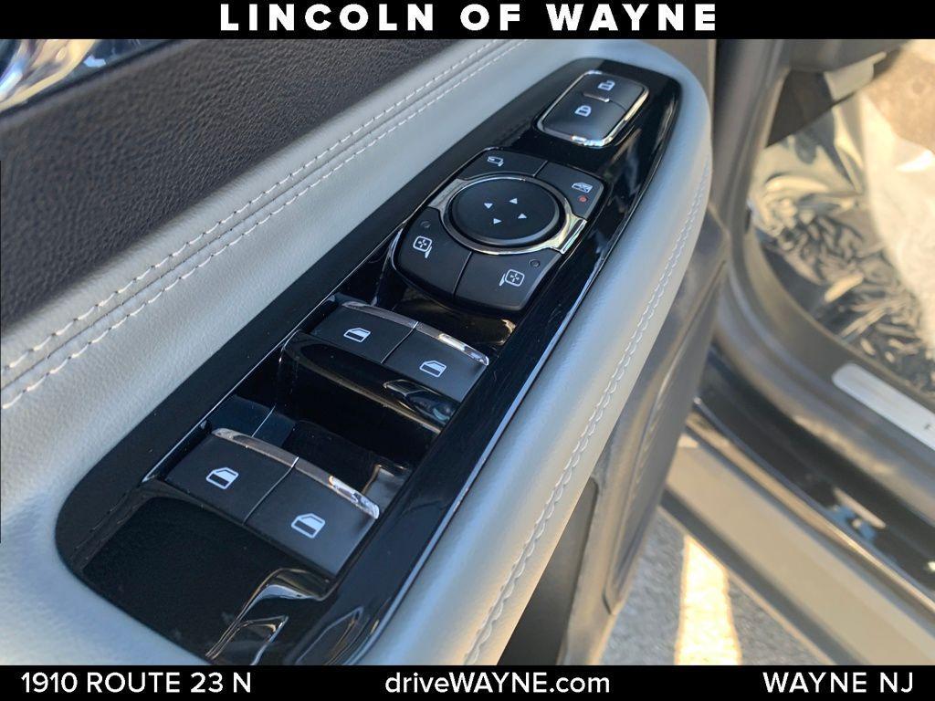 used 2022 Lincoln Corsair car, priced at $29,989