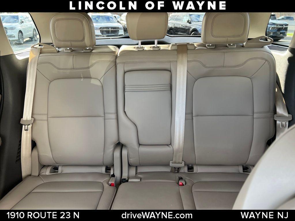 used 2023 Lincoln Corsair car, priced at $30,887