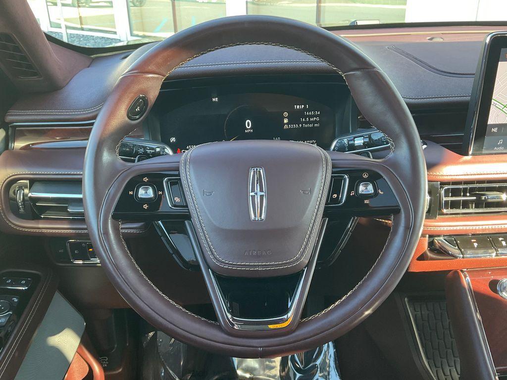 used 2020 Lincoln Aviator car, priced at $39,998