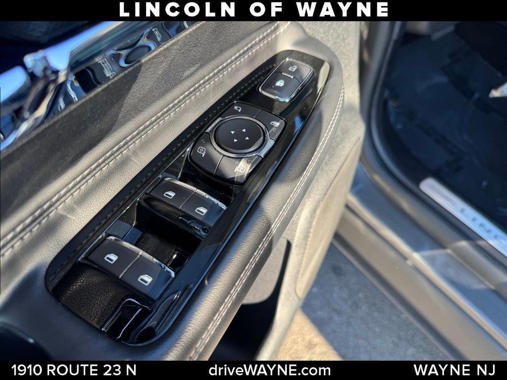 used 2022 Lincoln Corsair car, priced at $29,427