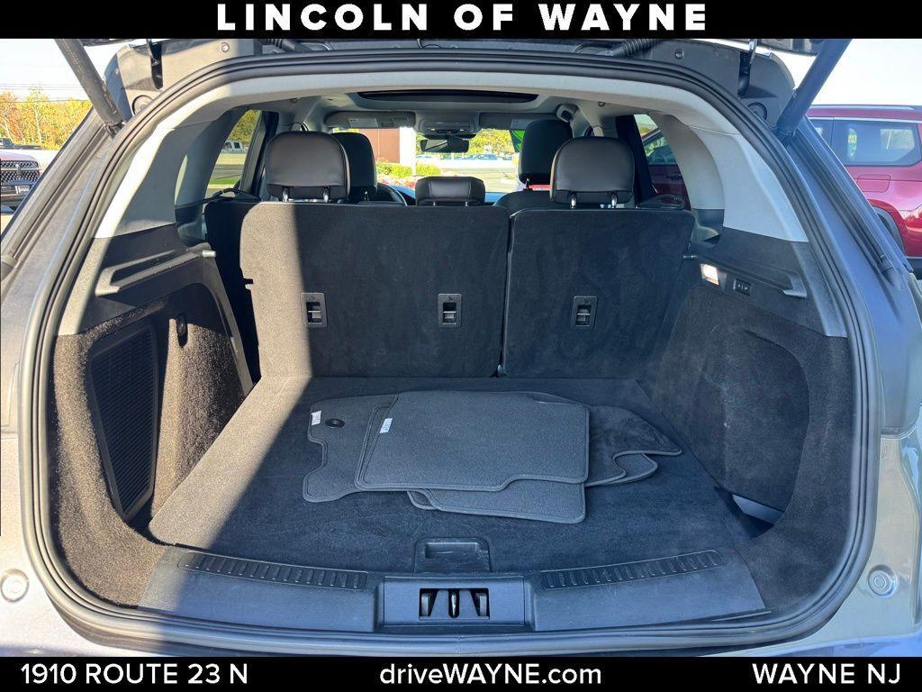used 2022 Lincoln Corsair car, priced at $29,427