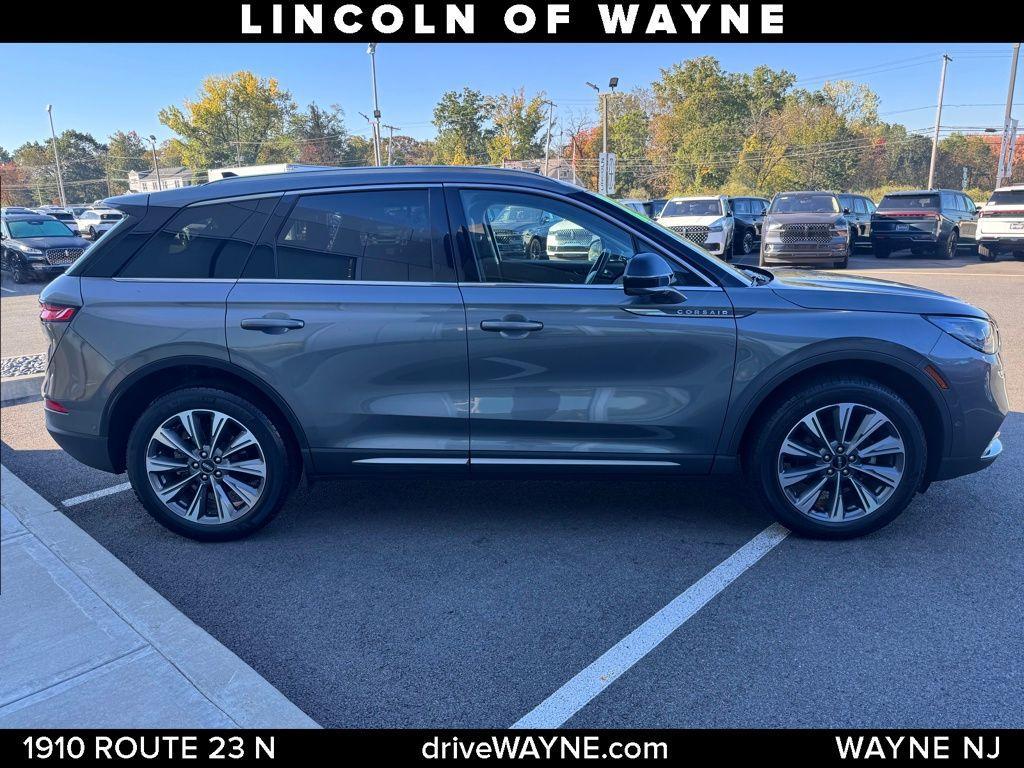 used 2022 Lincoln Corsair car, priced at $29,427