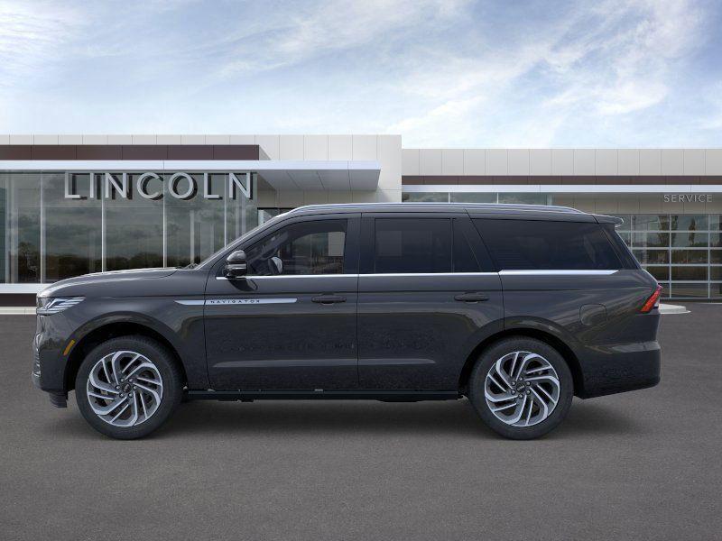 new 2025 Lincoln Navigator car, priced at $103,925