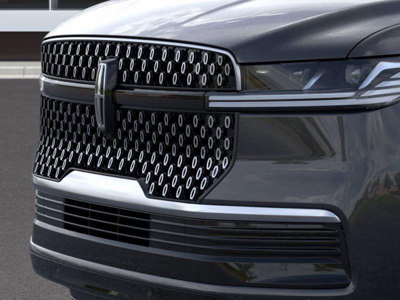 new 2025 Lincoln Navigator car, priced at $103,925