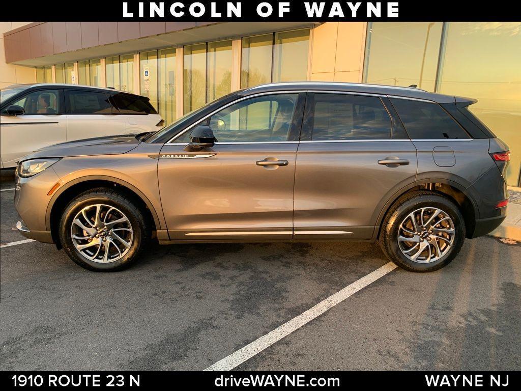 used 2022 Lincoln Corsair car, priced at $28,946