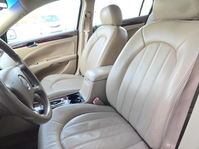 used 2006 Buick Lucerne car, priced at $10,950