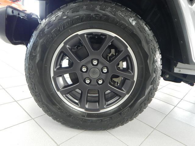 used 2021 Jeep Gladiator car, priced at $34,300