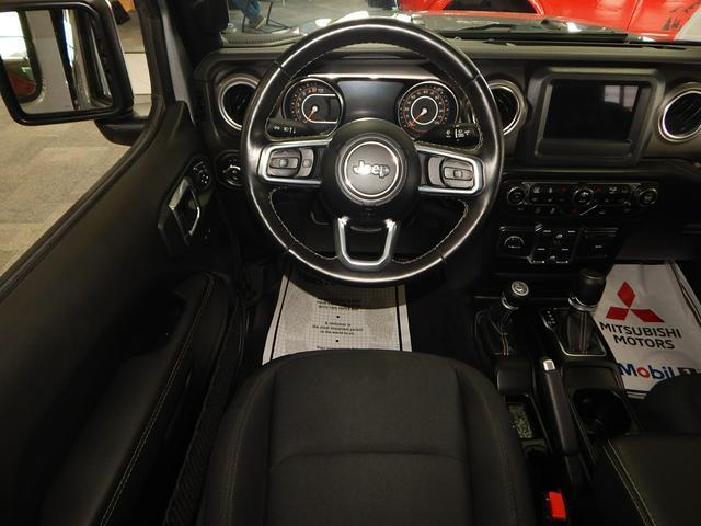 used 2021 Jeep Gladiator car, priced at $34,300