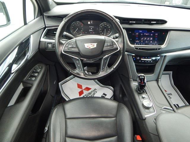 used 2023 Cadillac XT5 car, priced at $32,200