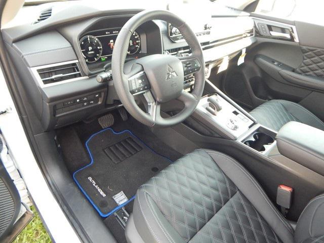 used 2023 Mitsubishi Outlander PHEV car, priced at $34,900