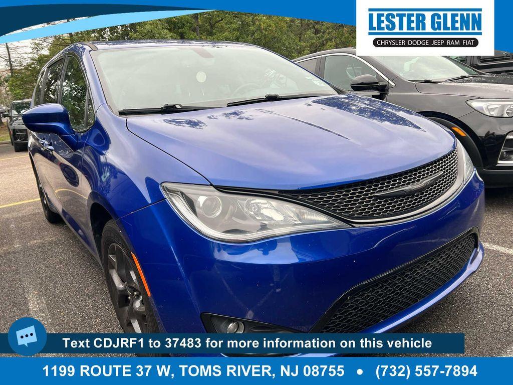 used 2020 Chrysler Pacifica car, priced at $17,537