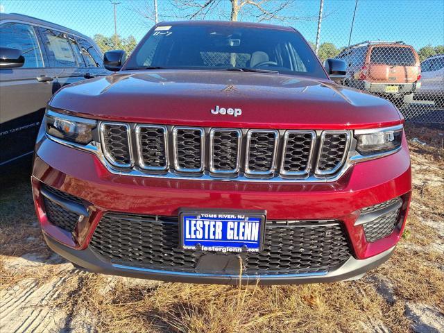 new 2025 Jeep Grand Cherokee car, priced at $42,175