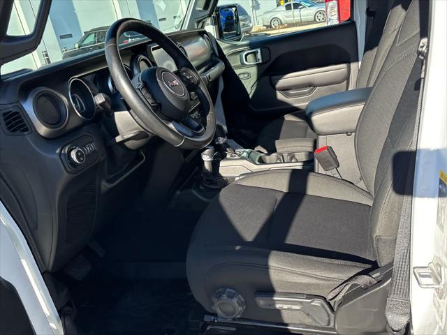 used 2021 Jeep Gladiator car, priced at $33,937