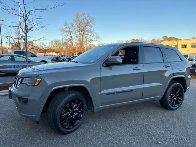 used 2022 Jeep Grand Cherokee car, priced at $29,937