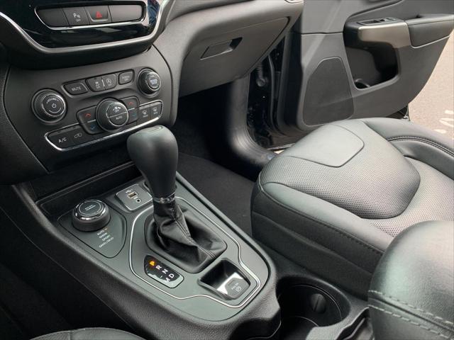 used 2019 Jeep Cherokee car