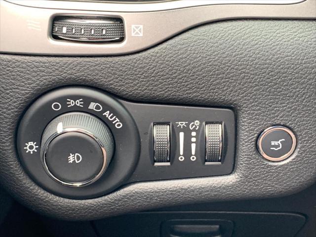 used 2019 Jeep Cherokee car